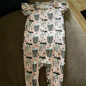 Posh Peanut PPL size 18-24 month romper